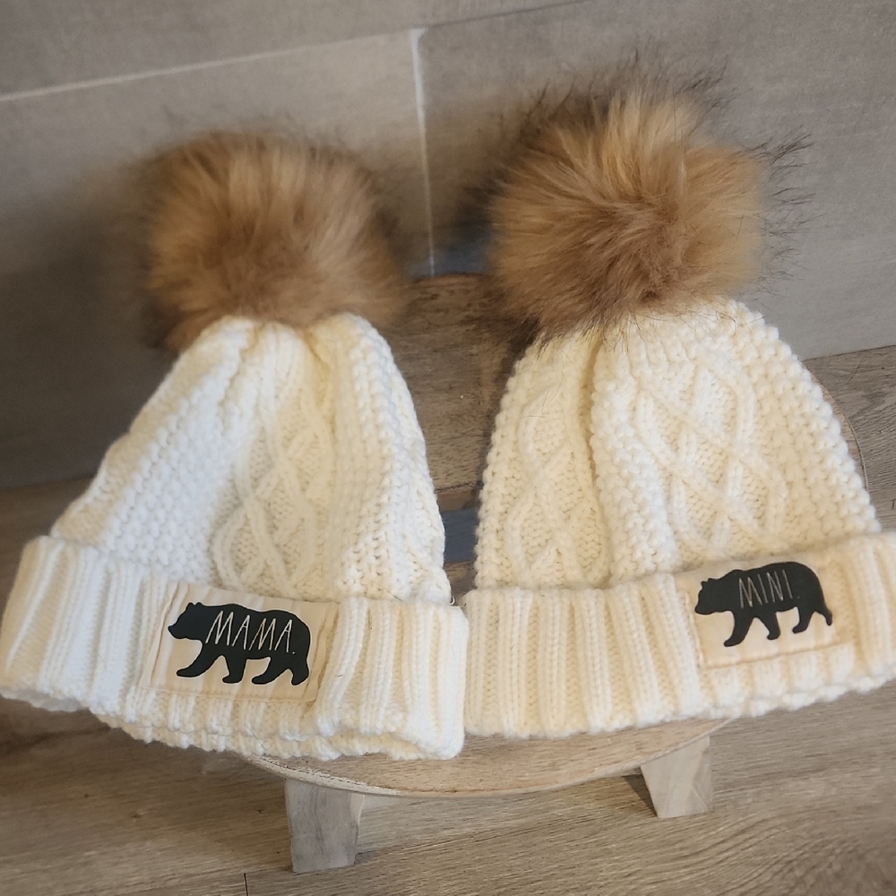 Rae Dunn Cozy Knit Set 1 adult and 1 matching hat - Cream
